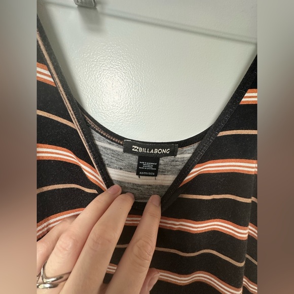 Billabong striped stretchy midi dress in brown, camel and white—very comfy - Picture 4 of 5